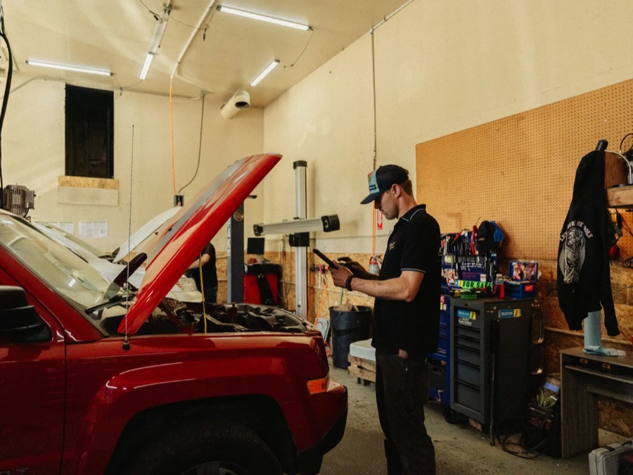 Auto Star Repair & Sales service bay